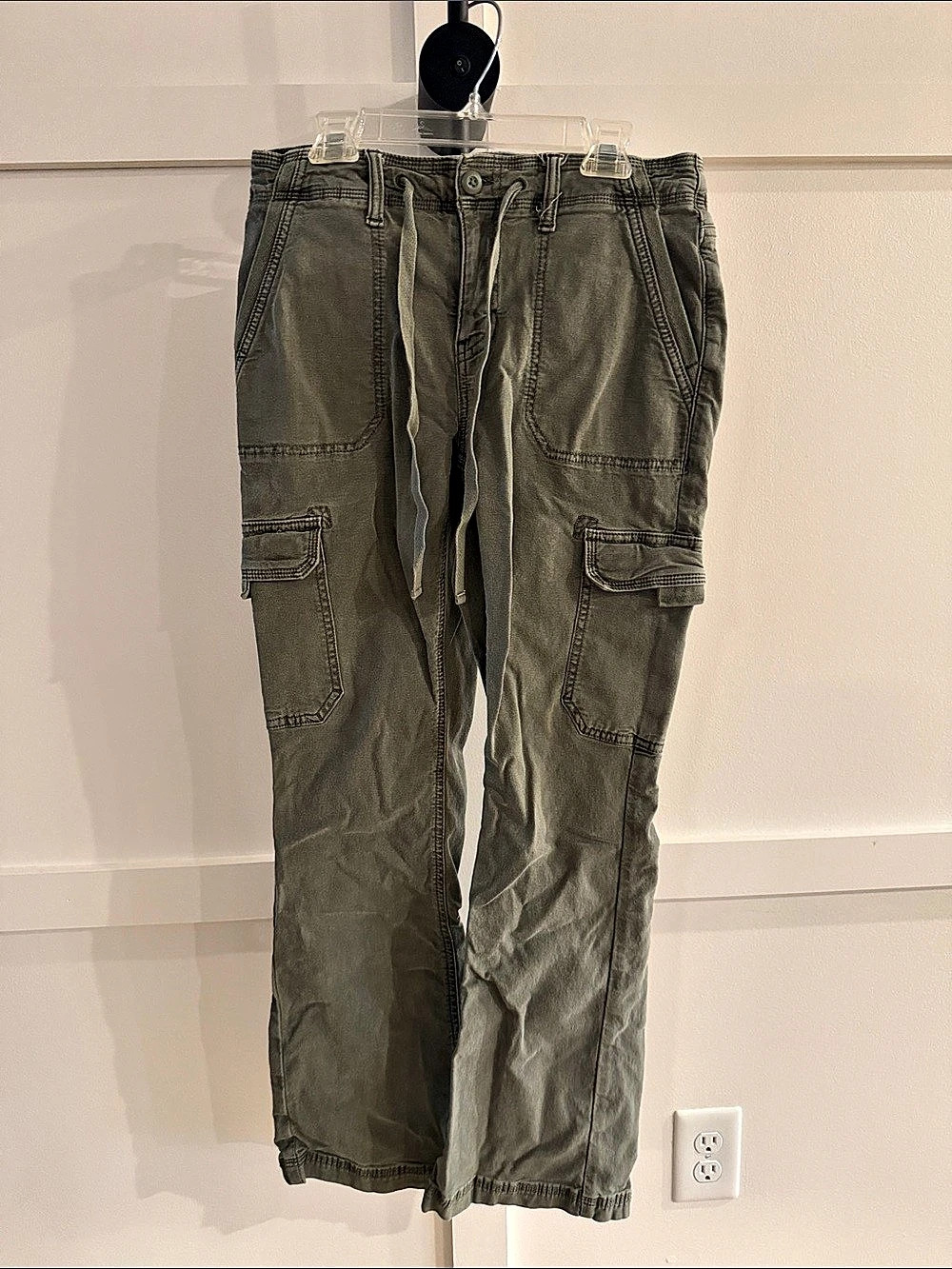 American Eagle Classic Bootcut Cargo Pants Green 0 Short